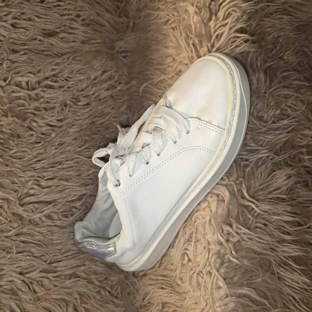 Steve Madden White Canvas Sneakers Casual Style